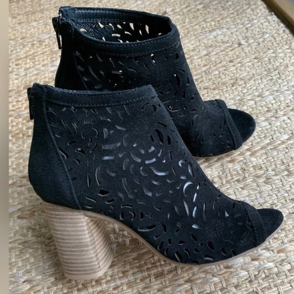 Anthropologie Morena Gabbrielli Floral Shooties - Picture 3 of 6